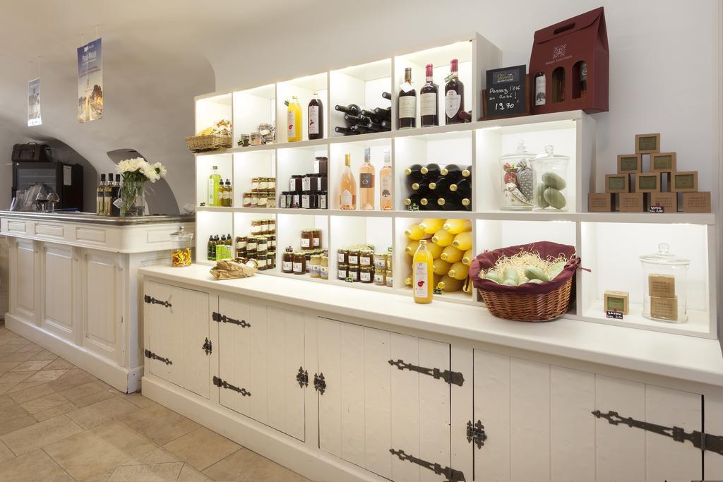 Les Terres De Saint Hilaire Bed & Breakfast Ollieres ภายนอก รูปภาพ